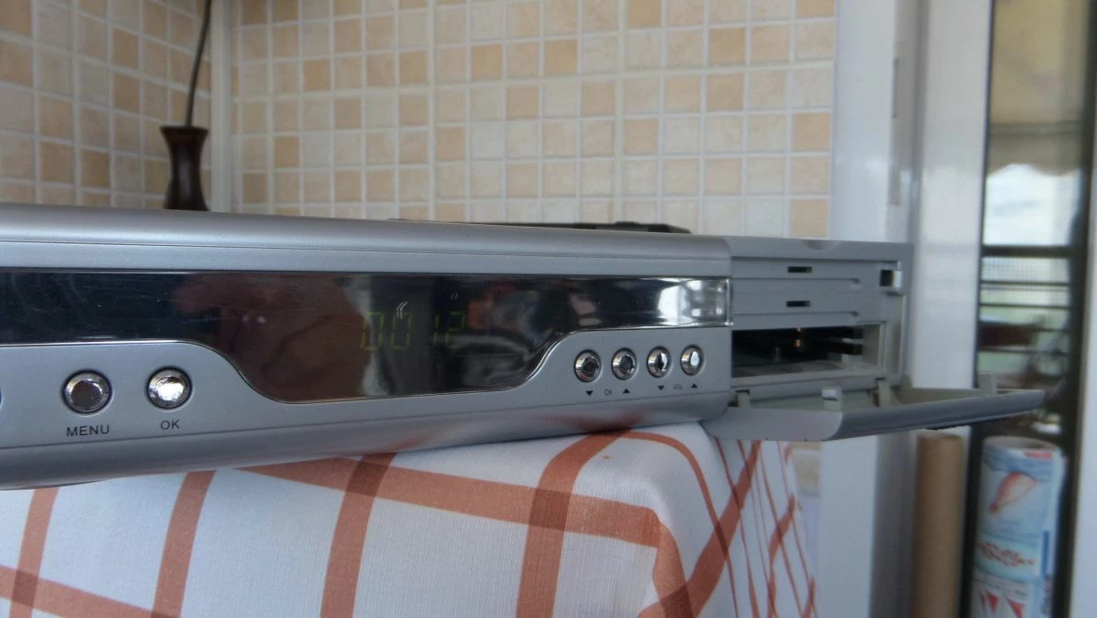 Vendora Δορυφορικος δεκτης YUMATU 4 Vendora Δορυφορικος δεκτης YUMATU - Image 2