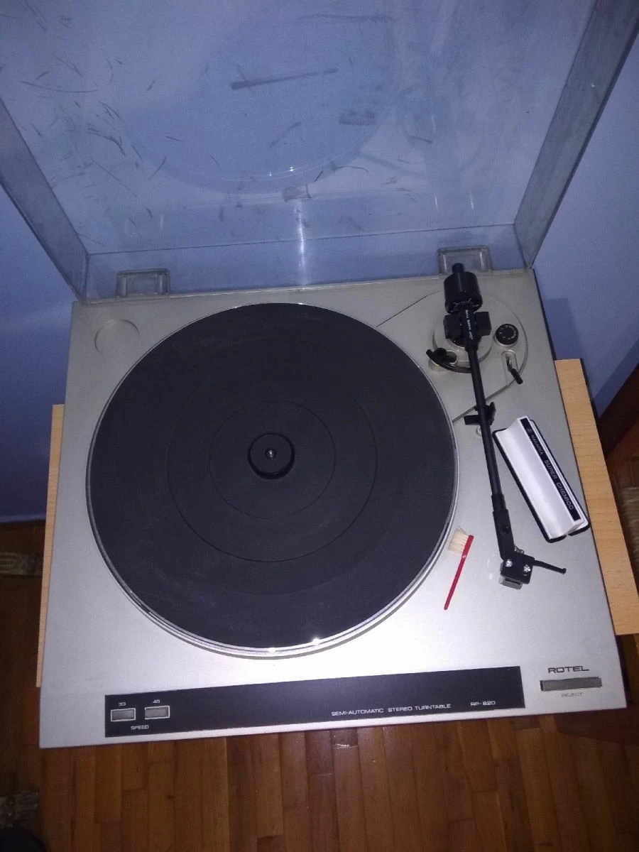 Vendora πικάπ. 3 Vendora πικάπ.