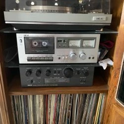 Vendora Akai ενισχυτής και πικ απ 9 Vendora Akai ενισχυτής και πικ απ -Vendora shop 0c714238eeb20e90d8f87e0289b8042616f1a468 xl