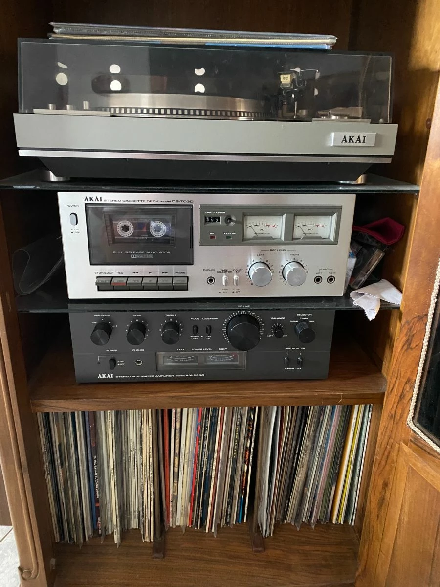 Vendora Akai ενισχυτής και πικ απ 6 Vendora Akai ενισχυτής και πικ απ - Image 4