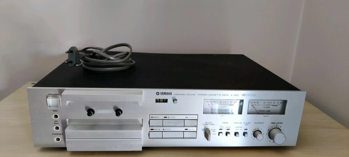 Vendora Yamaha K-850 Cassette Deck 4 Vendora Yamaha K-850 Cassette Deck - Image 2