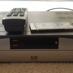 Vendora Δορυφορικός δέκτης EMTECH EM-200