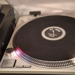 Vendora ΠΙΚΑΠ TECHNICS SL - 1200 MK2 + ORTOFON OM - 10 -Vendora shop 206be76a28a1bc6a366140d801eac69f873c0860 xl