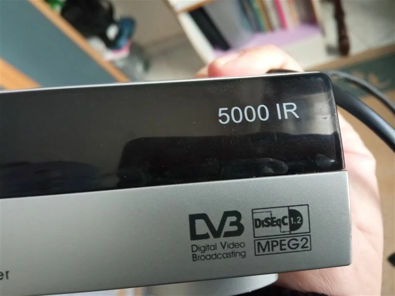 Vendora Δέκτης δορυφορικός COMMANDER 5000 IR 12 Vendora Δέκτης δορυφορικός COMMANDER 5000 IR - Image 10