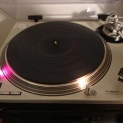 Vendora Turntable Technics SL_ 1200 MK2 -Vendora shop 243c3c292b37a5371d2000d4c6ed815debd1909d xl