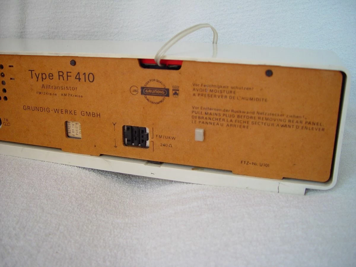 Vendora Grundig RF410 Made In Grmani. 9 Vendora Grundig RF410 Made In Grmani. - Image 7