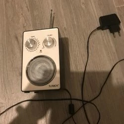 Vendora Ραδιόφωνο μικρό