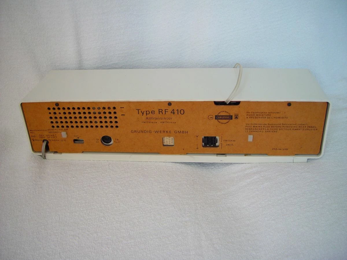 Vendora Grundig RF410 Made In Grmani. 10 Vendora Grundig RF410 Made In Grmani. - Image 8