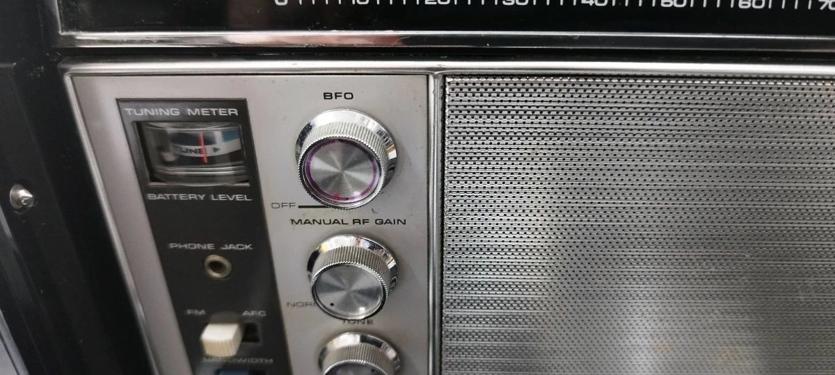 Vendora ZENITH D7000Y AM/FM/SSB 8 Vendora ZENITH D7000Y AM/FM/SSB - Image 6