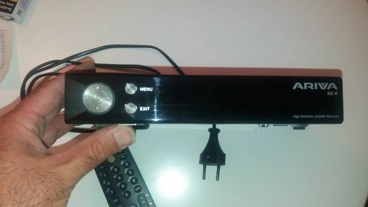 Vendora Δέκτης δορυφορικός High Definition FERGUSON ARIVA 52E ΚΩΔ.52 4 Vendora Δέκτης δορυφορικός High Definition FERGUSON ARIVA 52E ΚΩΔ.52 - Image 2