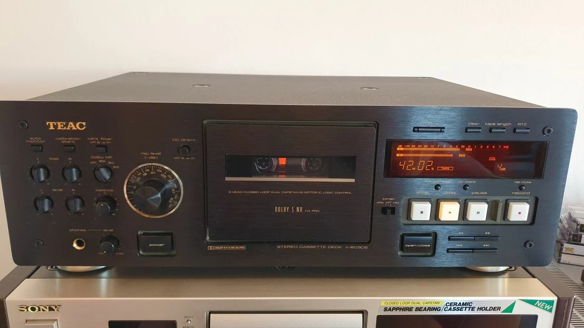 Vendora TEAC V-6030S 3 Vendora TEAC V-6030S