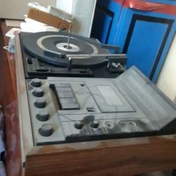 Vendora Πικ απ - κασσετόφωνο