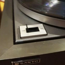 Vendora Πικάπ Sanyo TP-626 (1977) -Vendora shop 45c534f61e5b5b70d83eed557e9f9002d17b42c7 xl