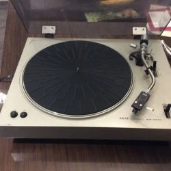 Vendora ΠΙΚΑΠ AKAI AP - 001 + ΚΕΦΑΛΗ STANTON 500 -Vendora shop 552782b9fe37b7ea5ab3186cb43fafa2257202f1 xl