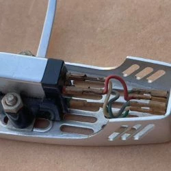 Vendora ΚΕΦΑΛΗ και ΒΕΛΟΝΑ TECTRON για Πικ-Απ. Η Κεφαλή μεταχειρισμένη σε άριστη κατάσταση. Η Βελόνα καινούρια/αχρησιμοποίητη. ΠΑΚΕΤΟ 45 ευρώ. -Vendora shop 5759e79de1e16ac284078574bc8544c639f1826c xl