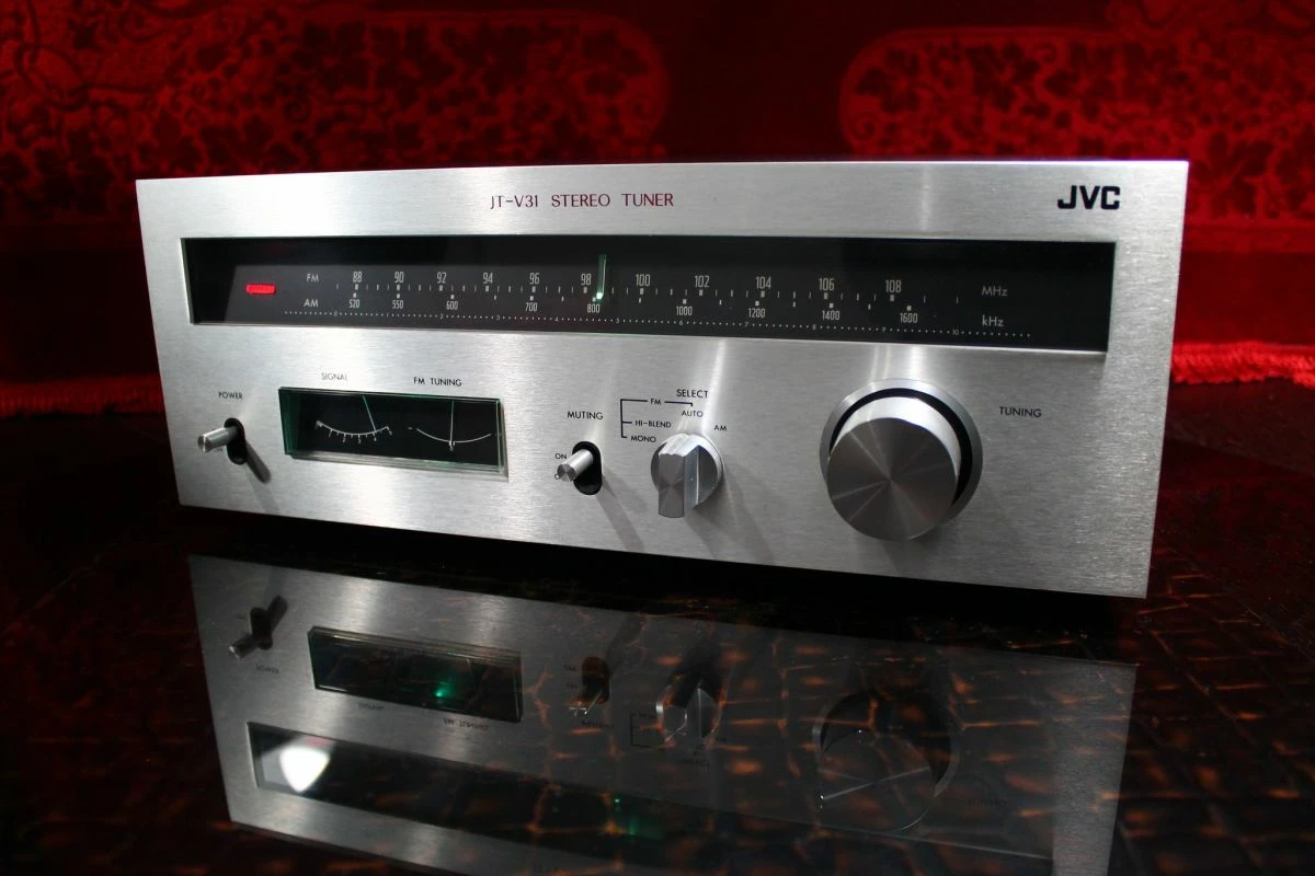 Vendora Tuner JVC JT V 31. 3 Vendora Tuner JVC JT V 31.