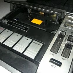 Vendora ΚΑΣΣΕΤΟΦΩΝΟ 1970 UNIVERSUM -Vendora shop 60b2c3fd989a922431820f3796daad296cbd7adc xl