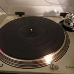 Vendora Turntable Technics SL_ 1200 MK2 -Vendora shop 656c6610bfcd1da9bf4585fb9e1516d39966ab00 xl