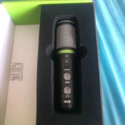 Vendora Μικροφωνο Mackie EM USB στο κουτι του(Δωρο Pop Filter και ψηλη βαση)