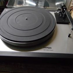 Vendora Πικαπ THORENS TD-160 SUPER + GRACE G-707 QUAD MASTER+SHELTER M-201