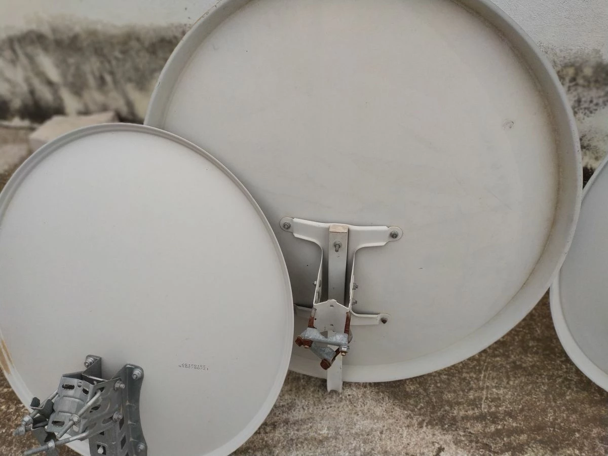 Vendora δορυφορικος εξοπλισμος,τεμ=15,τιμη για ολα μαζι=30€ 9 Vendora δορυφορικος εξοπλισμος,τεμ=15,τιμη για ολα μαζι=30€ - Image 7