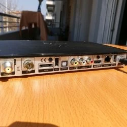 Vendora Πωλείται ο γρήγορος αποκωδικοποιητής της NOVA, ο NOVABOX HD 3001 μαζί με το τηλεχειριστήριο του και το τροφοδοτικό του. -Vendora shop 8a377b2f3c762755fdd0baedea4a5ab97c2ee09a xl