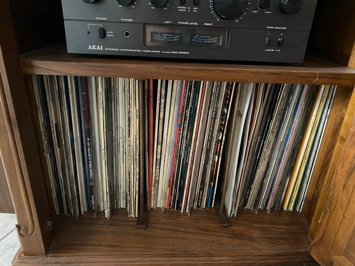 Vendora Akai ενισχυτής και πικ απ 5 Vendora Akai ενισχυτής και πικ απ - Image 3