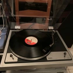 Vendora Πωλείται το Πικαπ TAYA MP-200 Made In JAPAN