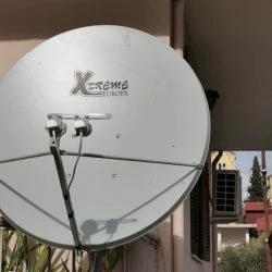 Vendora TV Satellite Dish (110 Cm) And Receiver