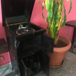 Vendora Γραμμόφωνο-έπιπλο επιδαπέδιο ¨εποχής¨ -Vendora shop ad363c6b5b3f620e62f273616e524cd139192b68 xl