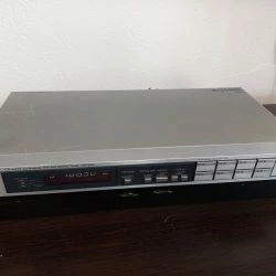 Vendora Technics MODEL NO. ST-Z55 FM/AM STEREO TUNER. -Vendora shop b1c4550aec5977af3e473d8008e4b1efe657f98e xl