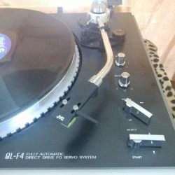 Vendora ΠΙΚΑΠ JVC QL-F4 Direct Drive...(Made In Japan)