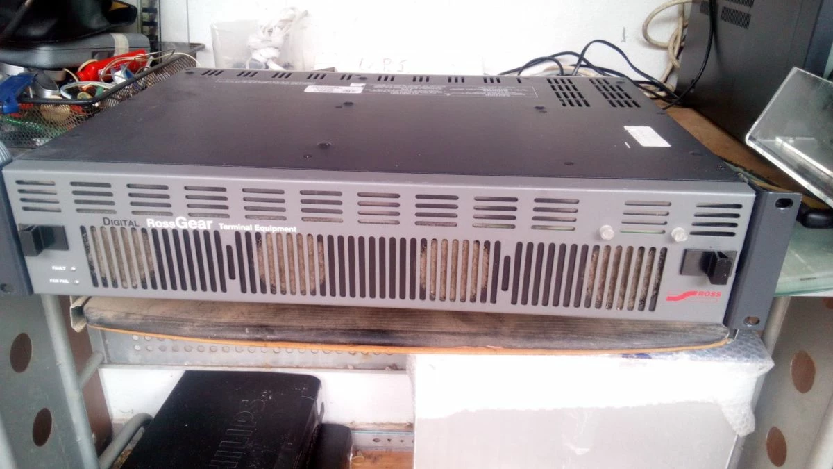 Vendora DIGITAL ROSS GEAR TERMINAL 3 Vendora DIGITAL ROSS GEAR TERMINAL