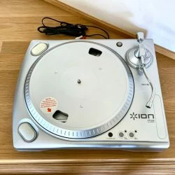 Vendora ION ITT USB TURNTABLE - The Easiest Way To Digitise Your Vinyl Collection -Vendora shop ca8faa4e140e4412ee1338384c820148ce9e03a2 xl
