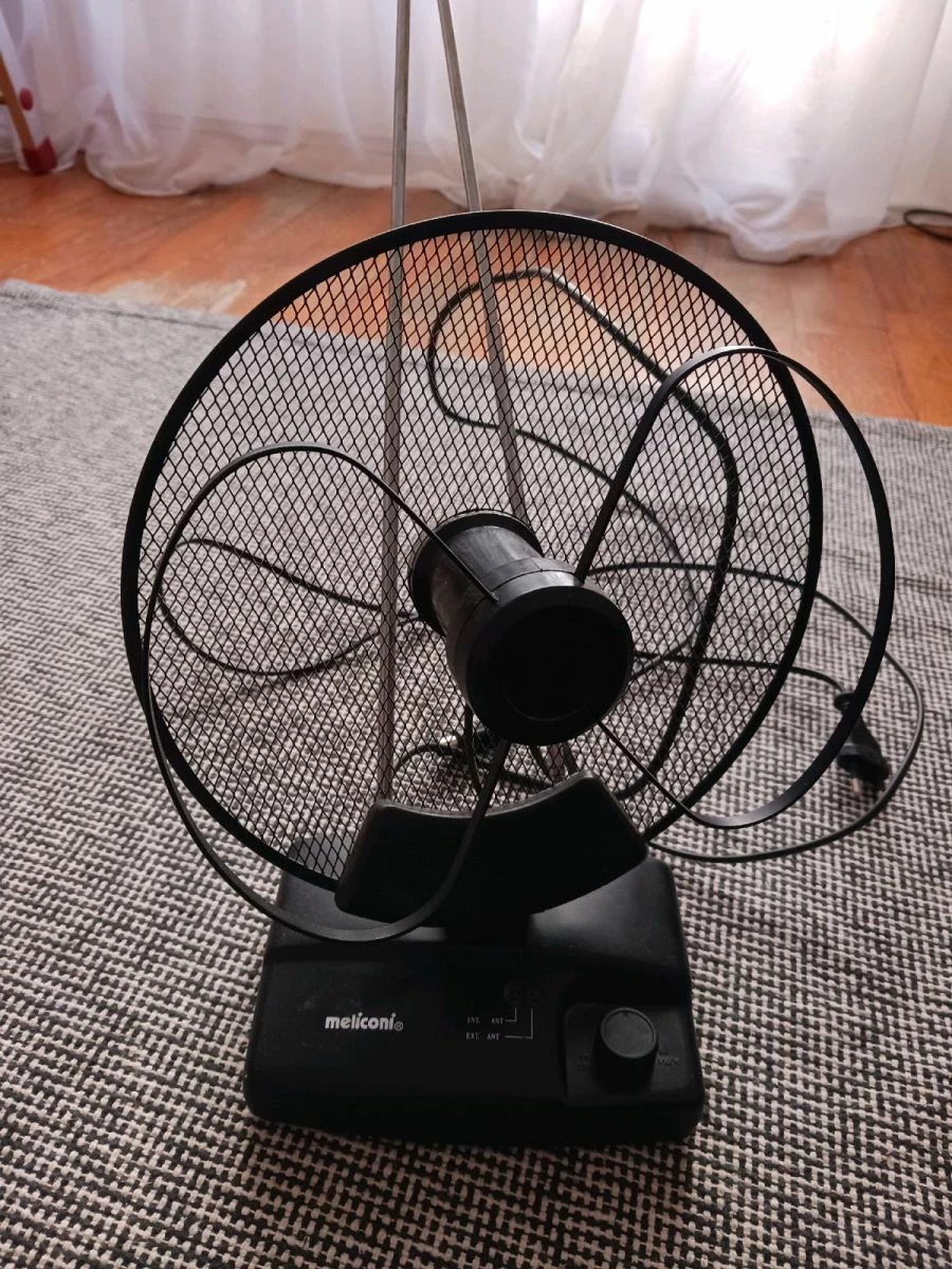 Vendora SOS δίνεται ΑΜΕΣΑ κεραια τηλεόρασης εσωτερικού χώρου 3 Vendora SOS δίνεται ΑΜΕΣΑ κεραια τηλεόρασης εσωτερικού χώρου