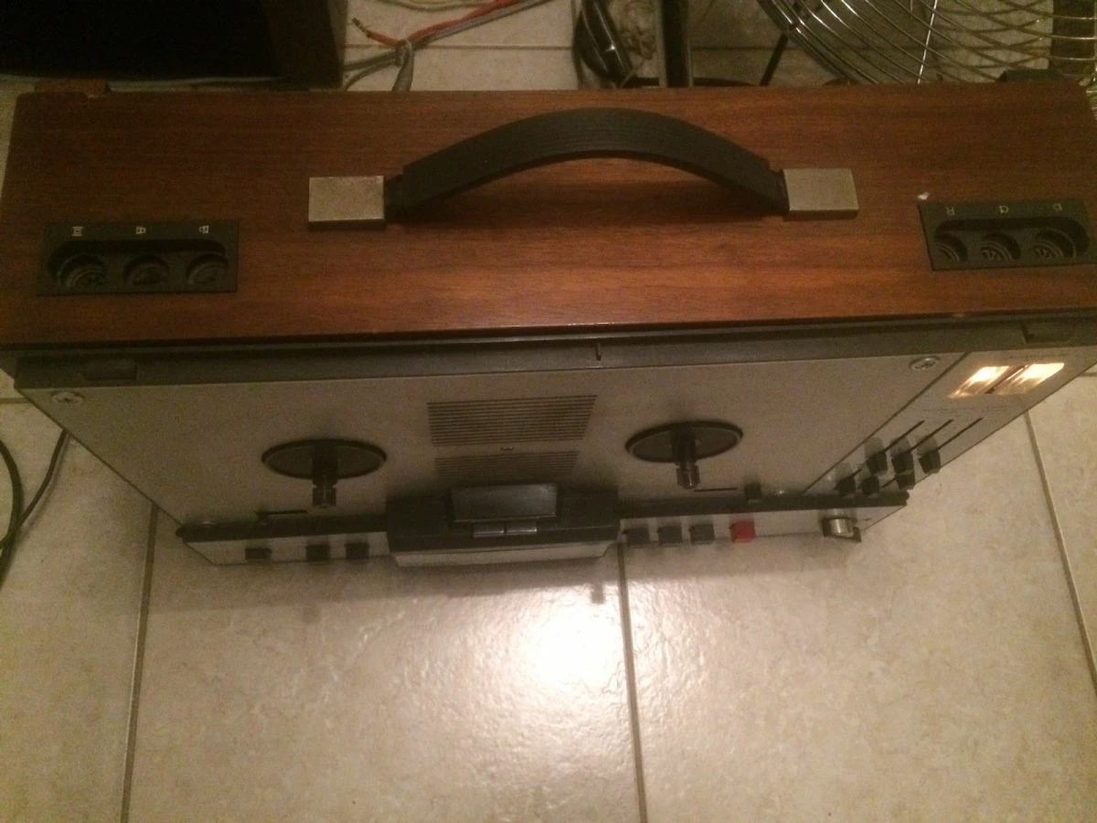 Vendora Πωλείται το Μπομπινοφωνο Saba TG 543S 4 TRACK STEREO 8 Vendora Πωλείται το Μπομπινοφωνο Saba TG 543S 4 TRACK STEREO - Image 6