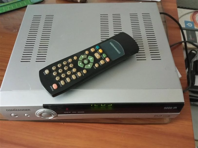 Vendora Δέκτης δορυφορικός COMMANDER 5000 IR 5 Vendora Δέκτης δορυφορικός COMMANDER 5000 IR - Image 3