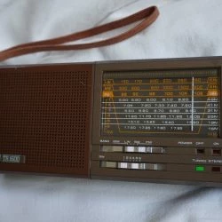 Vendora Electronic TR 1600. MW/LW/SW1...6/FM 9-Band Radio With Stereo Receiver, LED-Anzeigen Μικρό ραδιόφωνο, σε πάρα πολύ καλή κατάσταση. Πλήρες λειτουργικό. 22 Vendora Electronic TR 1600. MW/LW/SW1...6/FM 9-Band Radio With Stereo Receiver, LED-Anzeigen Μικρό ραδιόφωνο, σε πάρα πολύ καλή κατάσταση. Πλήρες λειτουργικό. -Vendora shop da97368f11dbacb2ceabcbb6dfd8c73f52fad86e xl