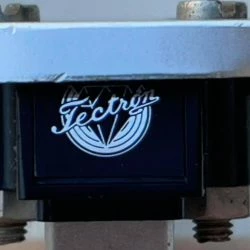 Vendora ΚΕΦΑΛΗ και ΒΕΛΟΝΑ TECTRON για Πικ-Απ. Η Κεφαλή μεταχειρισμένη σε άριστη κατάσταση. Η Βελόνα καινούρια/αχρησιμοποίητη. ΠΑΚΕΤΟ 45 ευρώ. -Vendora shop dfb62f326c9c23b58d10cdcd9364059e30011550 xl