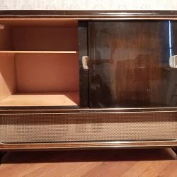 Vendora GRUNDIG έπιπλο ράδιο-πικάπ -Vendora shop e65428bf9662b3fcb3a7b21ee9e7808bdbb4fe8f xl