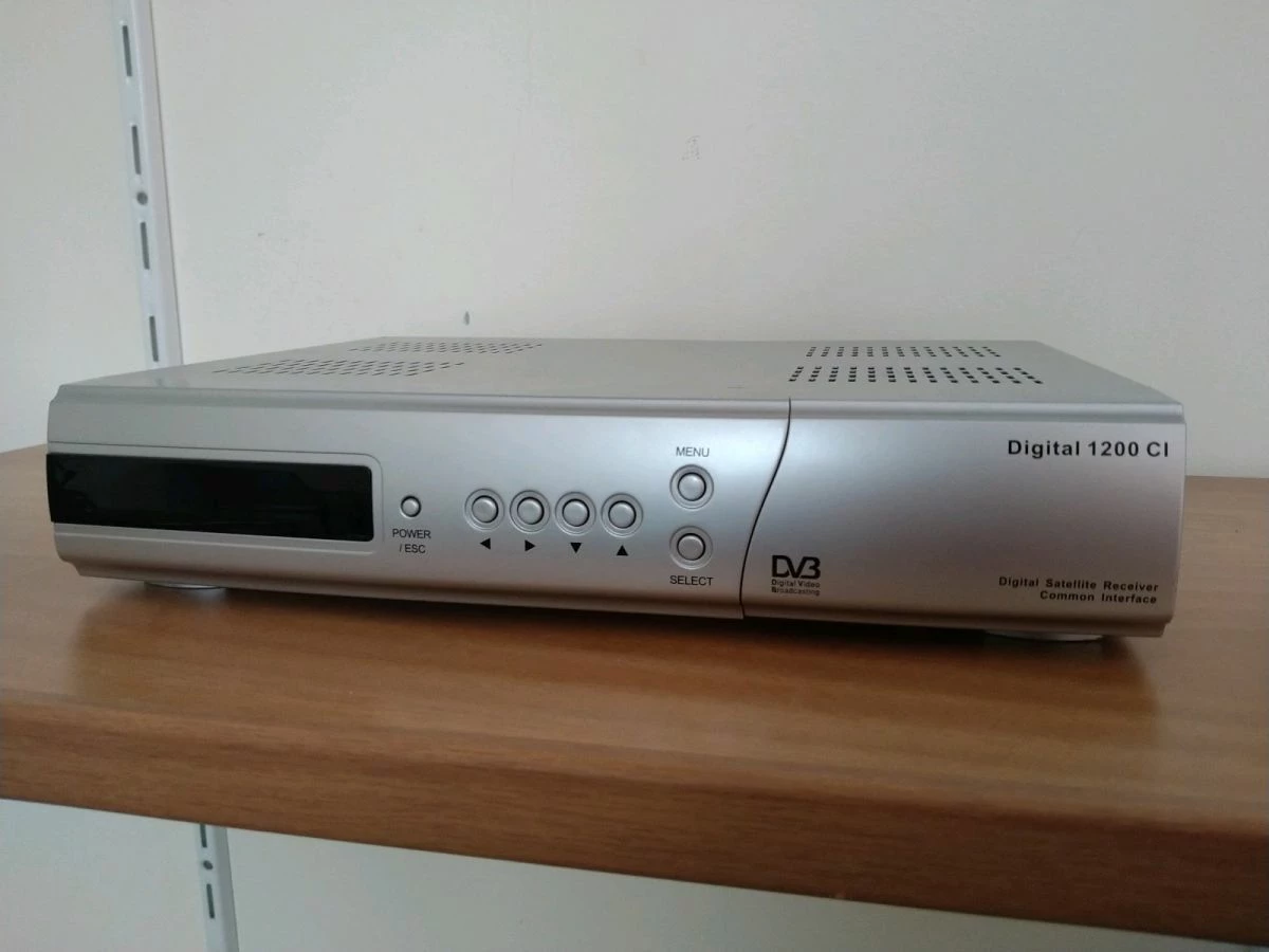 Vendora Αποκωδικοποιητής δορυφορικής DVB-S 3 Vendora Αποκωδικοποιητής δορυφορικής DVB-S