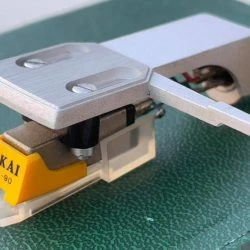 Vendora ΚΕΦΑΛΗ και ΒΕΛΟΝΑ για Πικ-Απ AKAI μεταχειρισμένα σε άριστη κατάσταση και λειτουργία. Κωδ κεφαλης PC-90 - Κωδ Βελόνας AKAI RS-90. Πωλούνται ΠΑΚΕΤΟ. -Vendora shop f08cbdb2340a77eea4c8331088c2645cac2a814f xl