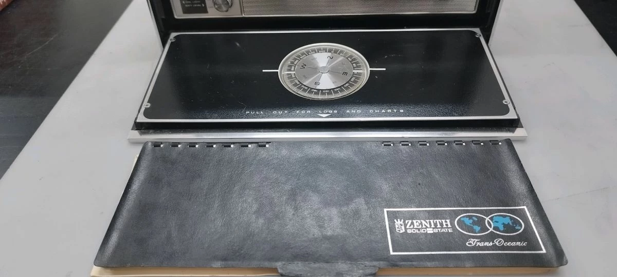 Vendora ZENITH D7000Y AM/FM/SSB 4 Vendora ZENITH D7000Y AM/FM/SSB - Image 2